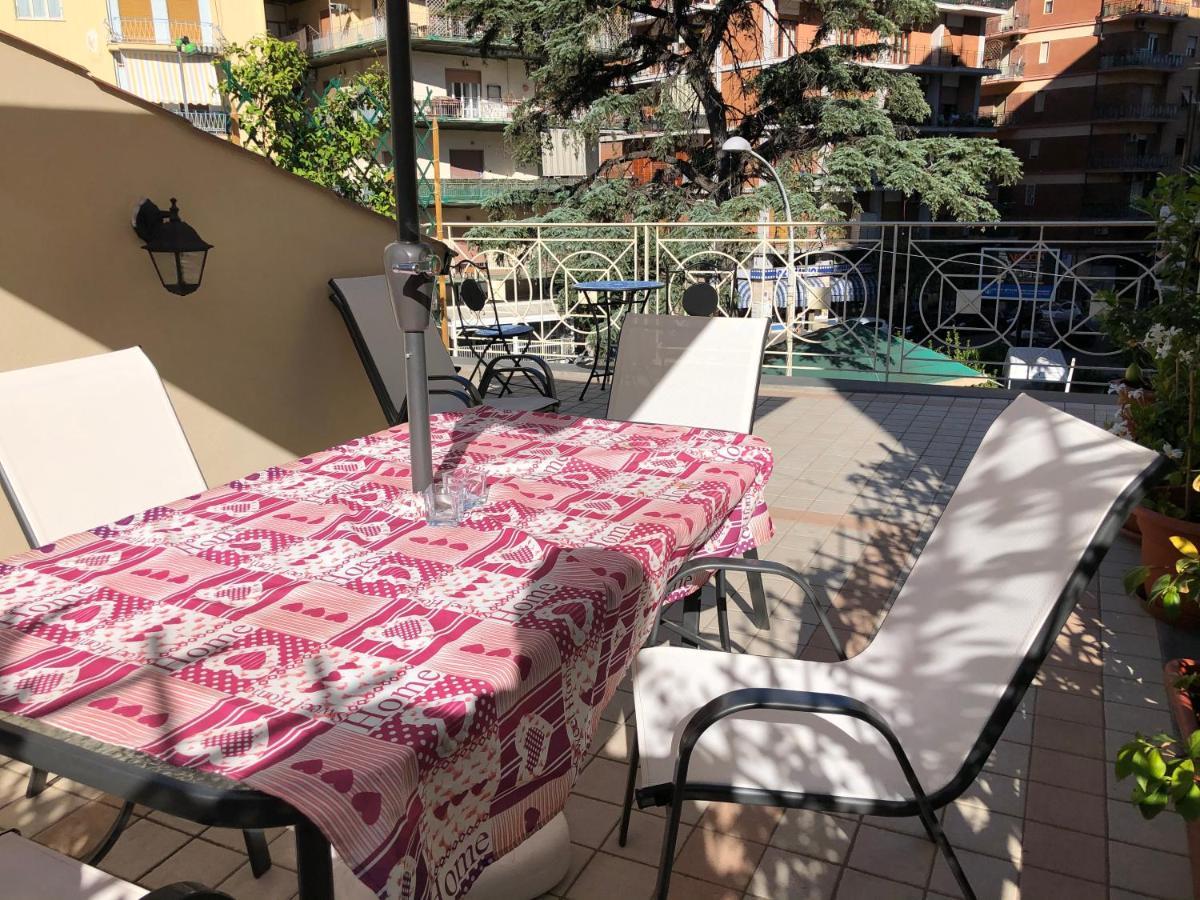 Stabia Holiday House กาสเตลลัมมาเร ดิ สตาเบีย ภายนอก รูปภาพ