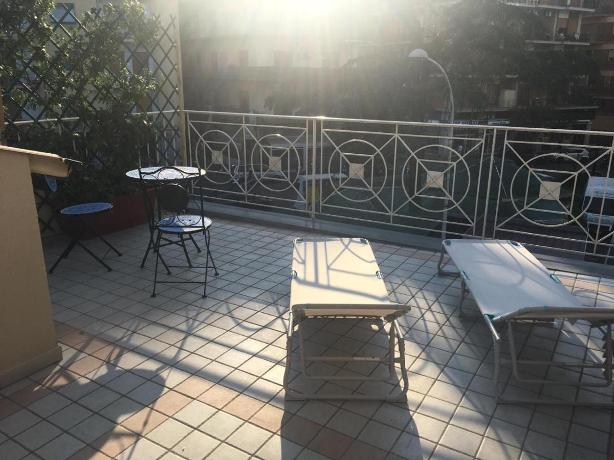 Stabia Holiday House กาสเตลลัมมาเร ดิ สตาเบีย ภายนอก รูปภาพ