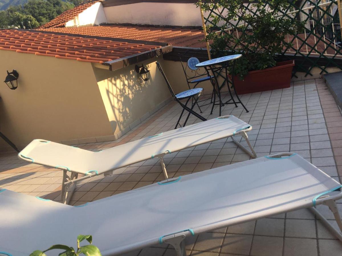 Stabia Holiday House กาสเตลลัมมาเร ดิ สตาเบีย ภายนอก รูปภาพ