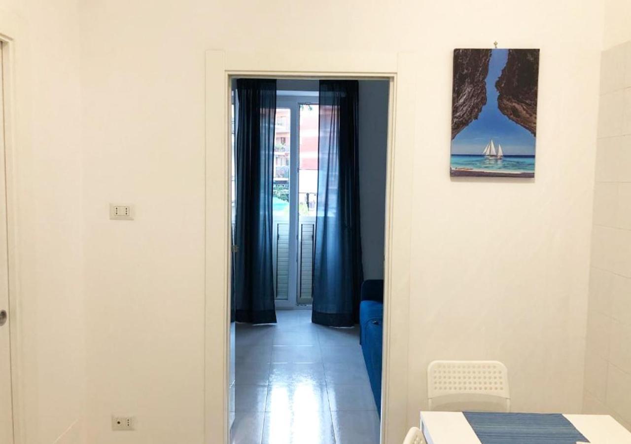Stabia Holiday House กาสเตลลัมมาเร ดิ สตาเบีย ภายนอก รูปภาพ